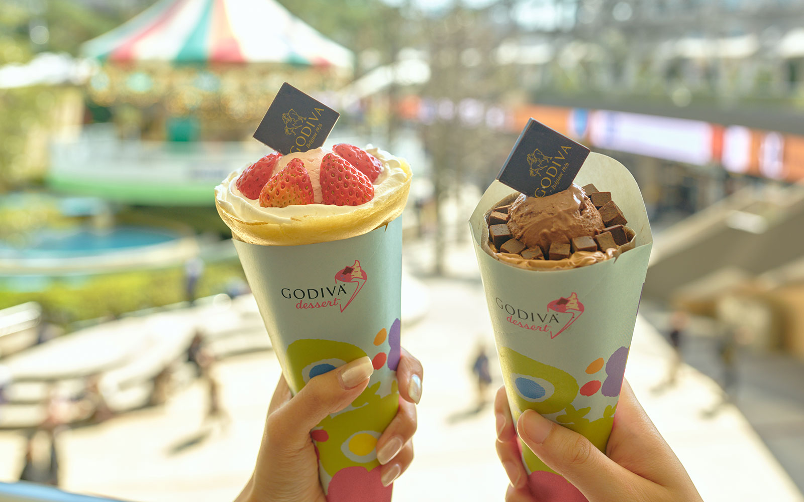 クレープと濃厚チョコレートの出会い「GODIVA dessert」 