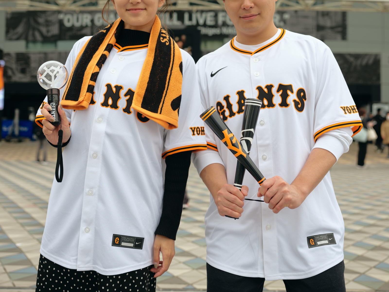 テンション上がる！思いっきり楽しむなら応援グッズをゲット 