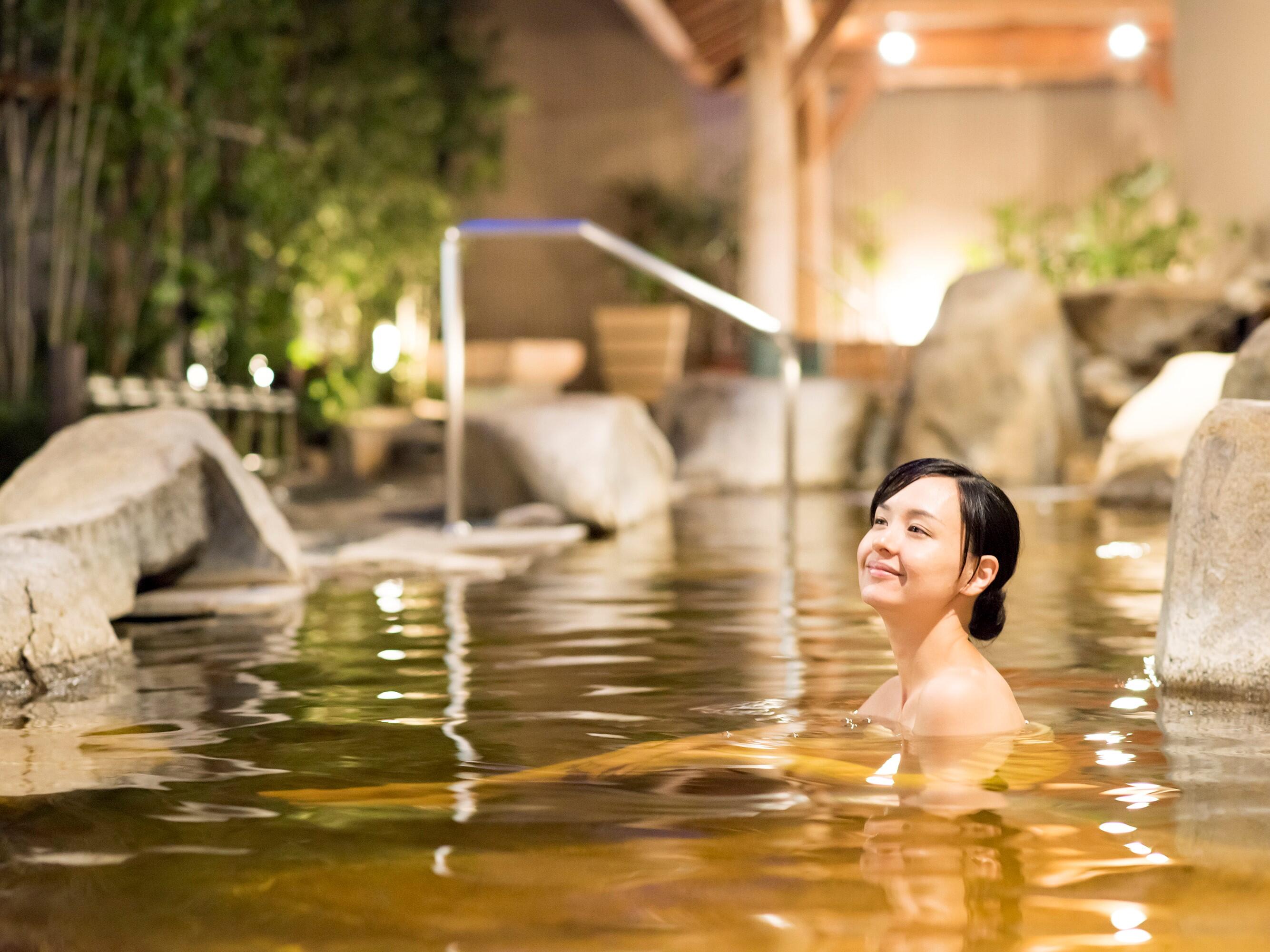 img_westside_spa.jpg