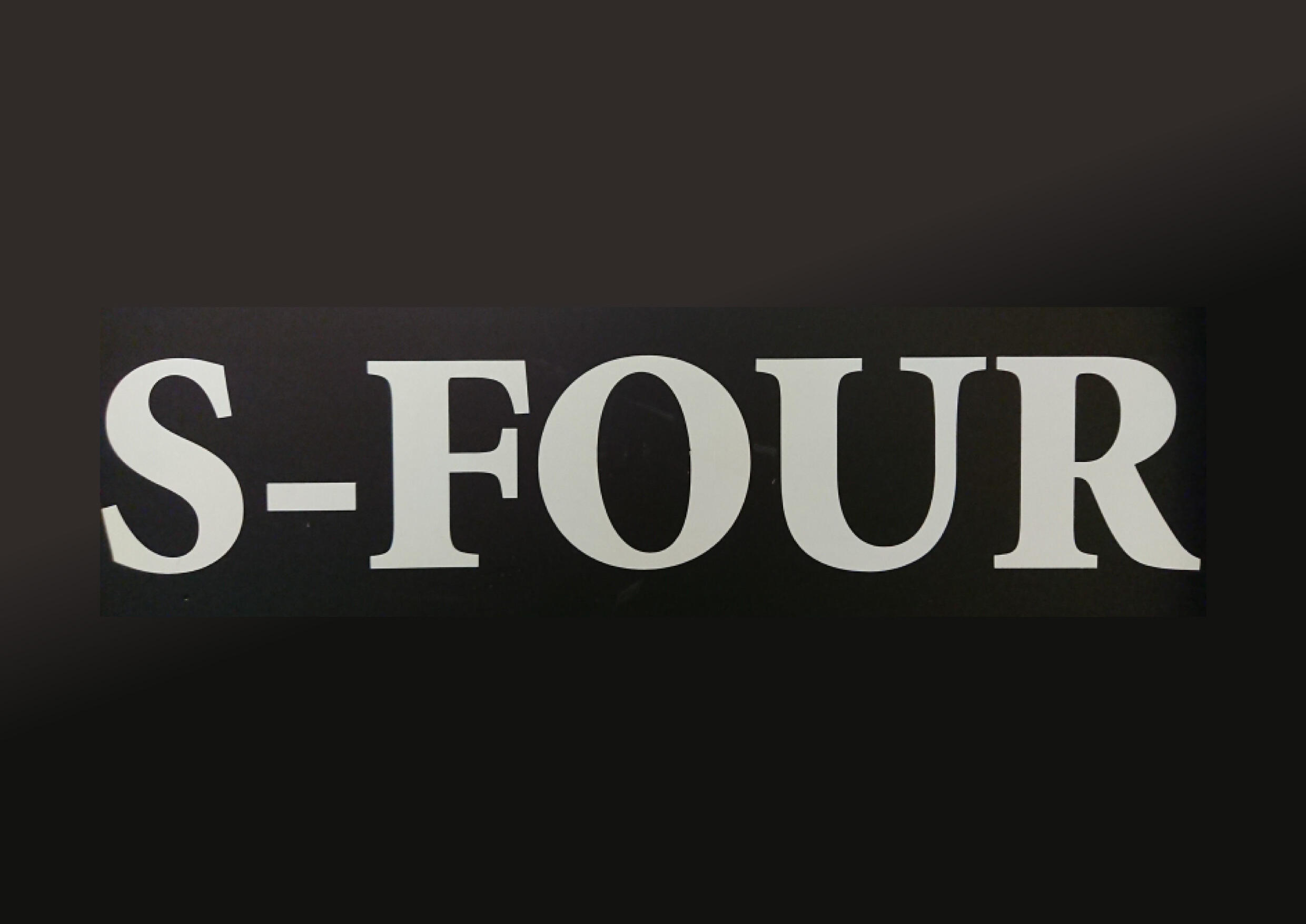 sfour_L.jpg